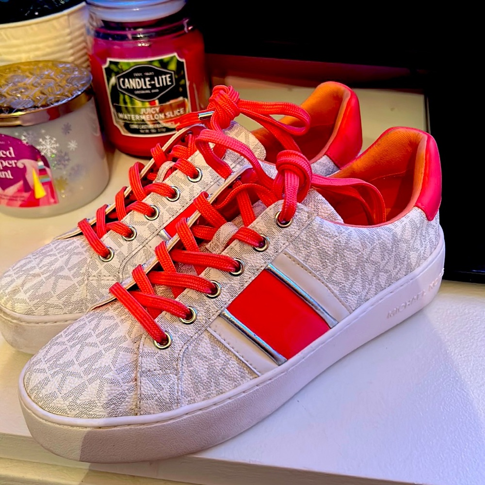 Michael kors shoes size 7 Women